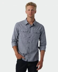 Stio Men's Ashton Chambray Shirt